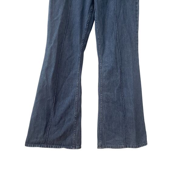 & Other Stories High Rise Flared Pintuck Jeans 100% Cotton Size 6 - Picture 3 of 9
